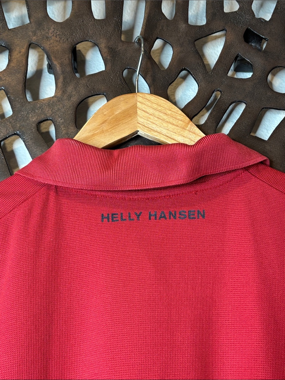 ❤️ Helly Hansen Deep Red Men’s Polo Shirt Small HH Logo Performance ❤️ - Picture 5 of 9